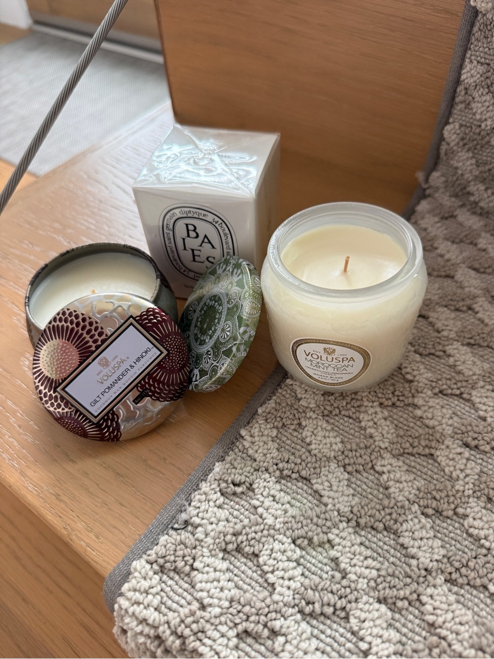 diptyque & Voluspa Decorative Scented Candles in Cream and Green